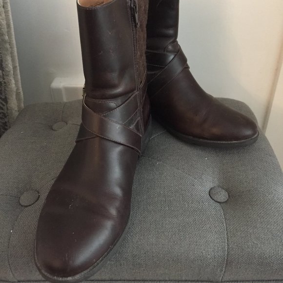 Gently Used size 7.5 Vionic Brown Leather short (half calf length) boots - Picture 3 of 5
